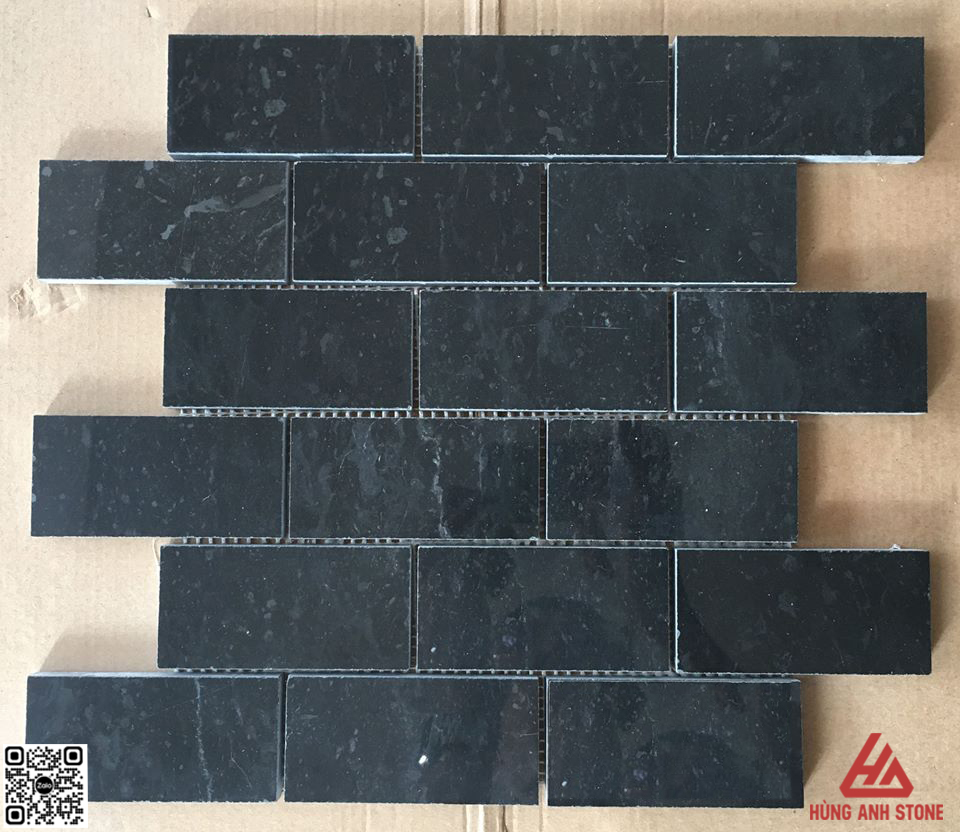 Đá Mosaic 48x98 - màu đen honed