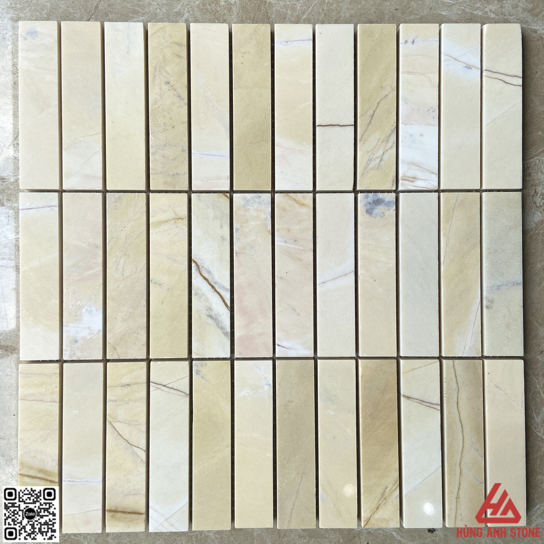 Đá Mosaic 23x98 - màu vàng kem