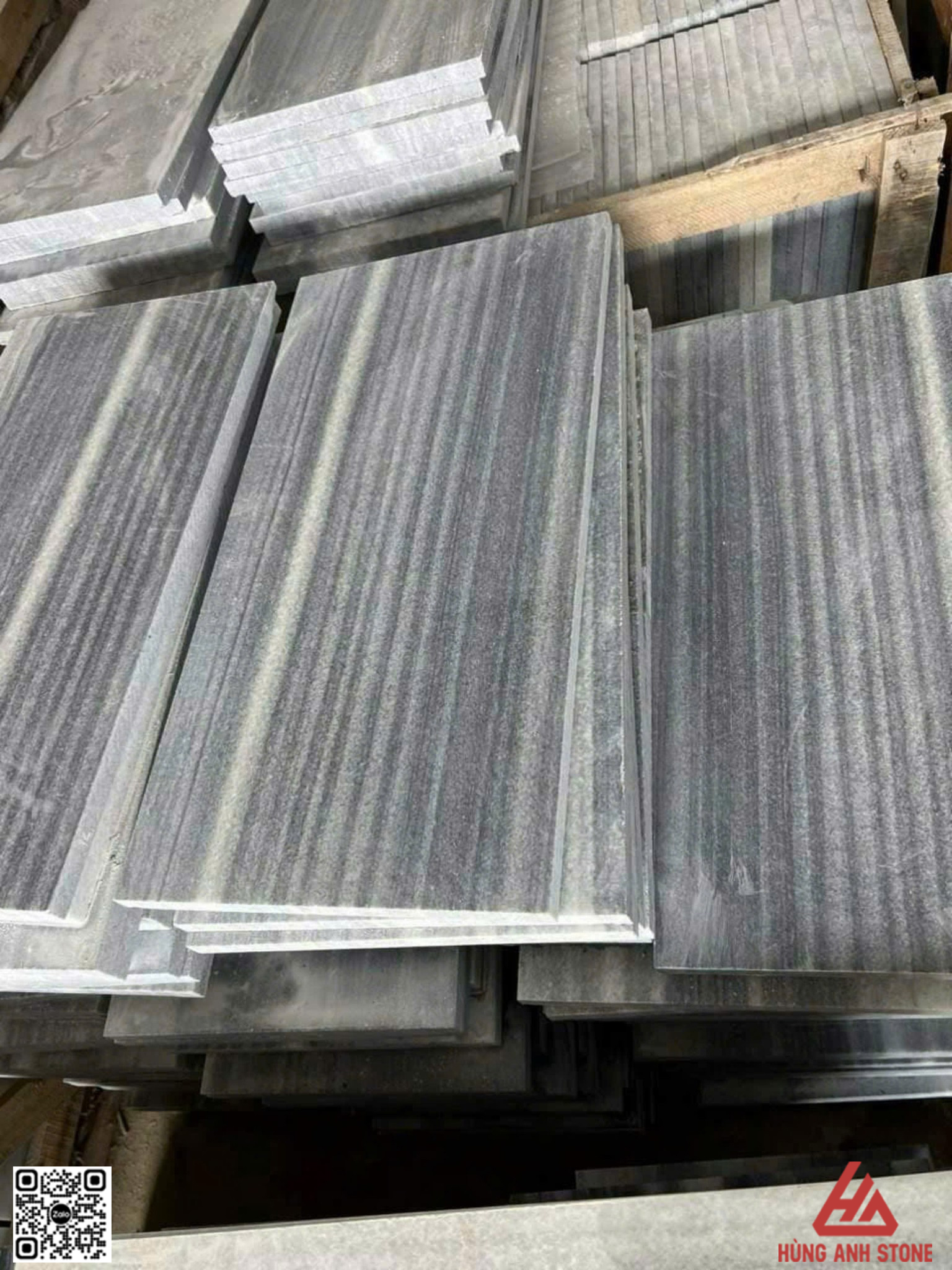 Đá sọc dưa ốp bể bơi xám sọc thẳng - Ảnh 2