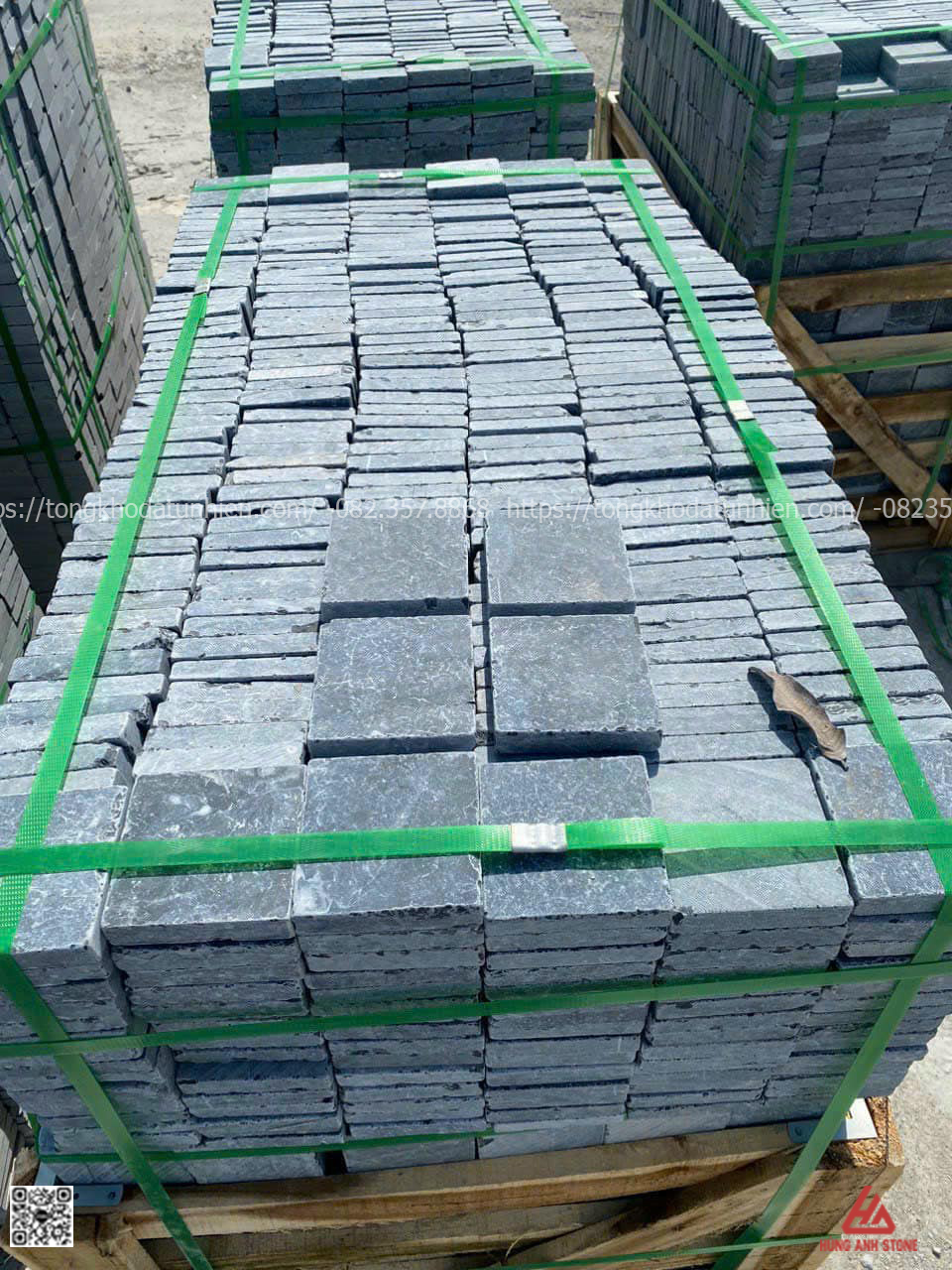 Đá xanh đen quay giả cổ : 10x10cm - Ảnh 3