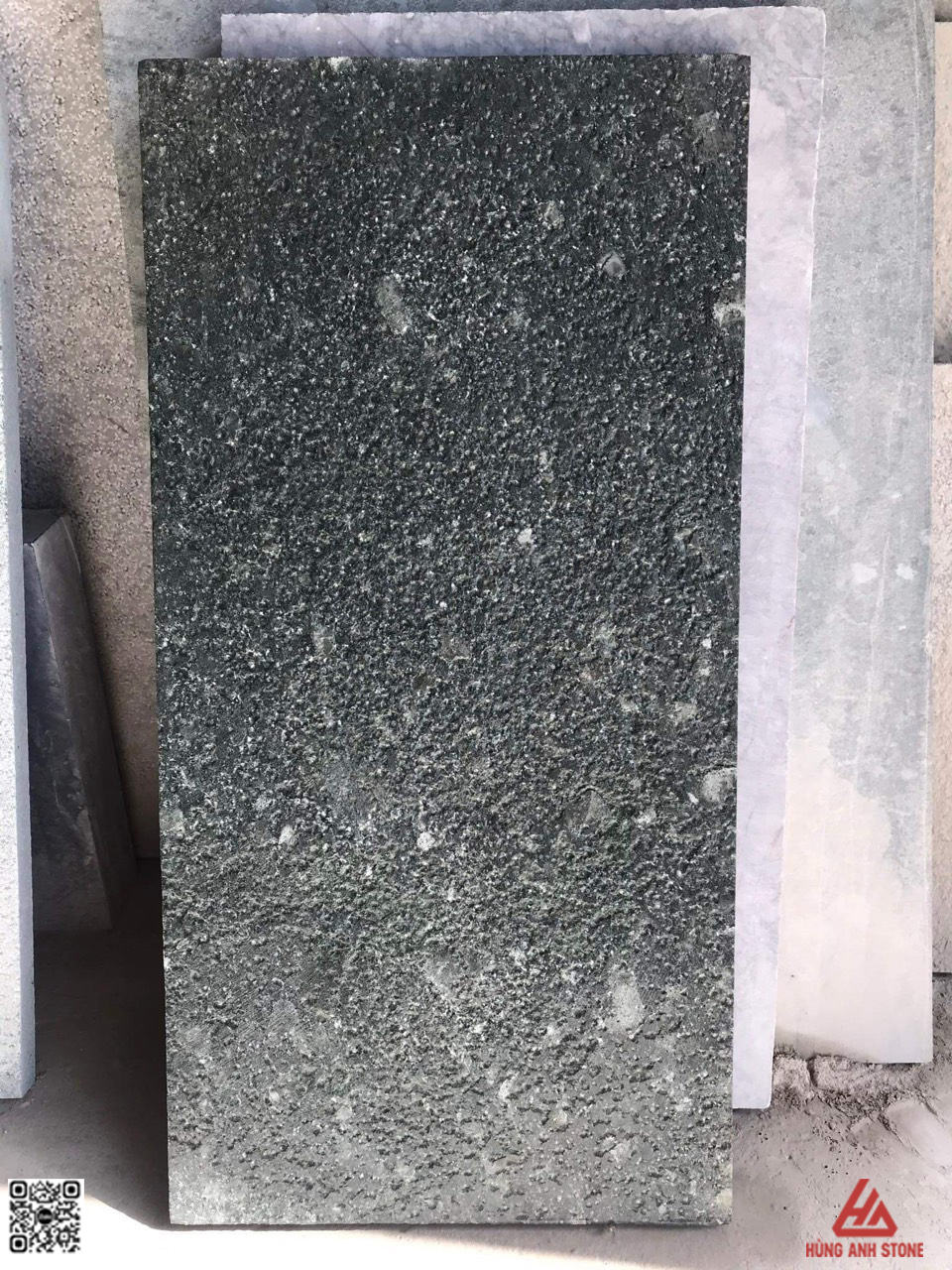 Đá xanh rêu băm kích thước : 30x60cm - Ảnh 3
