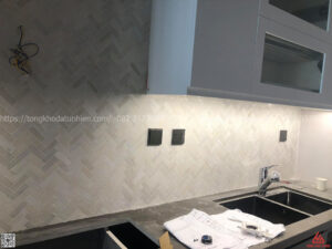 đá mosaic xương cá trắng sữa 25x48mm
