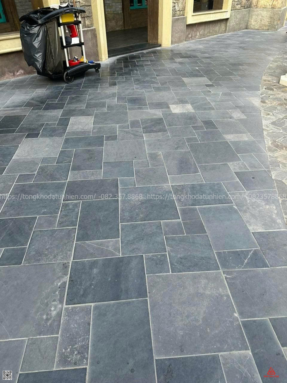 đá xanh đen giả cổ 