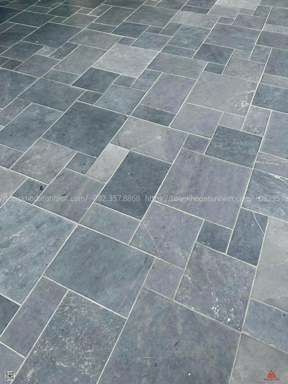 đá xanh đen giả cổ
